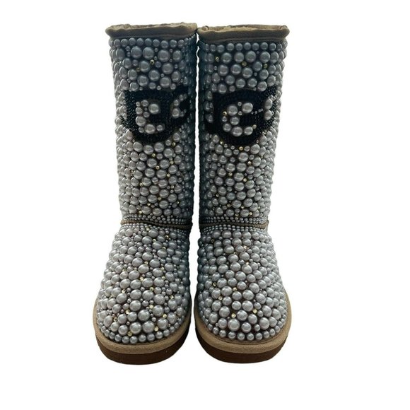 UGG Boots Womens Size 7 Customized Pearl & Crystal Etsy Sheepskin Lining Winter - Picture 2 of 10